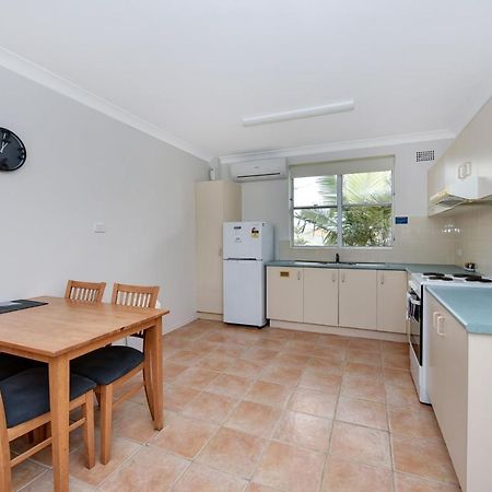 Oxley Cove Holiday Apartment พอร์ตแมคควอรี ภายนอก รูปภาพ