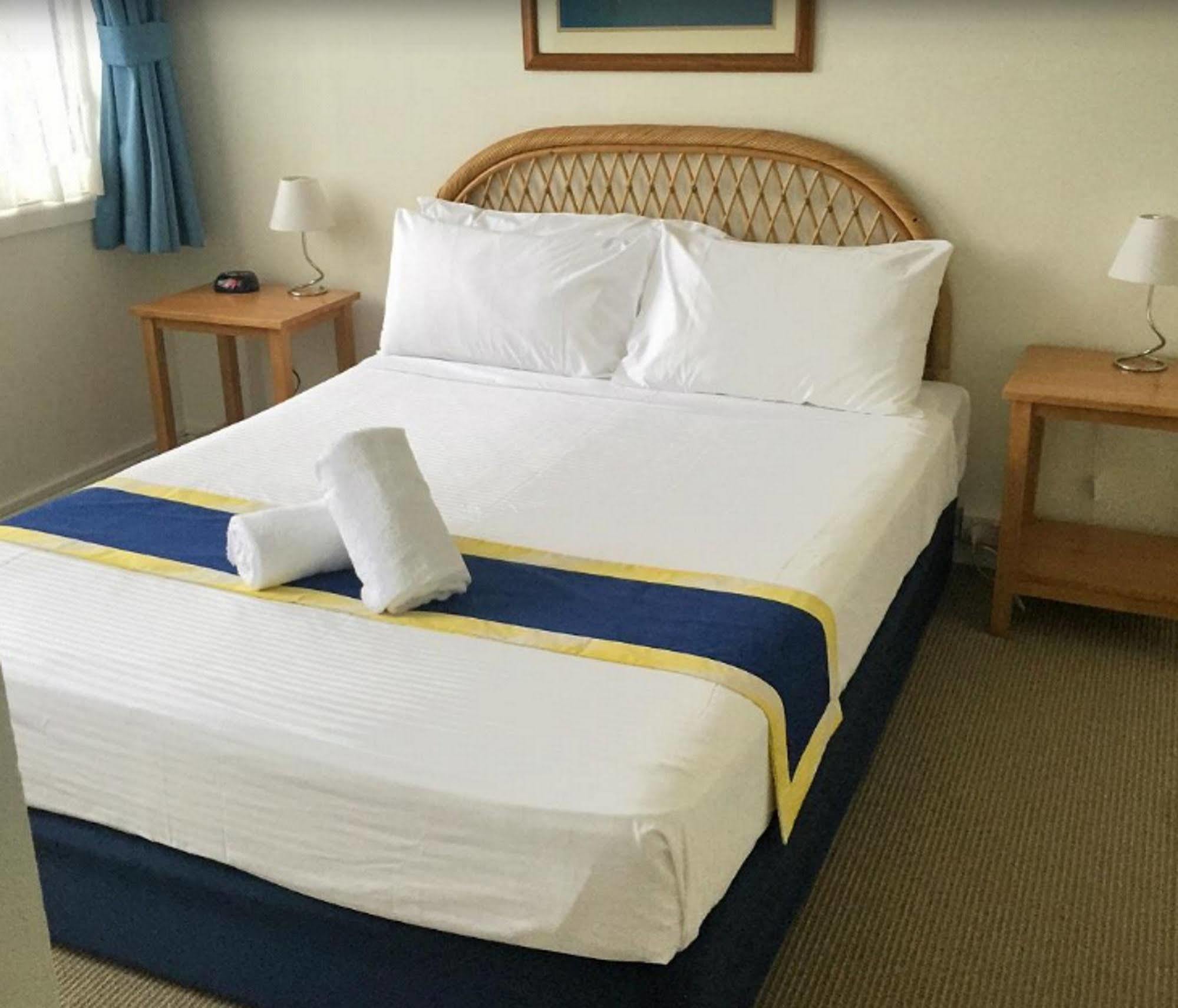 Oxley Cove Holiday Apartment พอร์ตแมคควอรี ภายนอก รูปภาพ