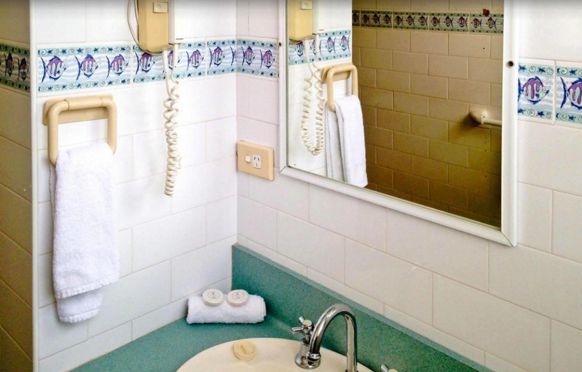 Oxley Cove Holiday Apartment พอร์ตแมคควอรี ภายนอก รูปภาพ