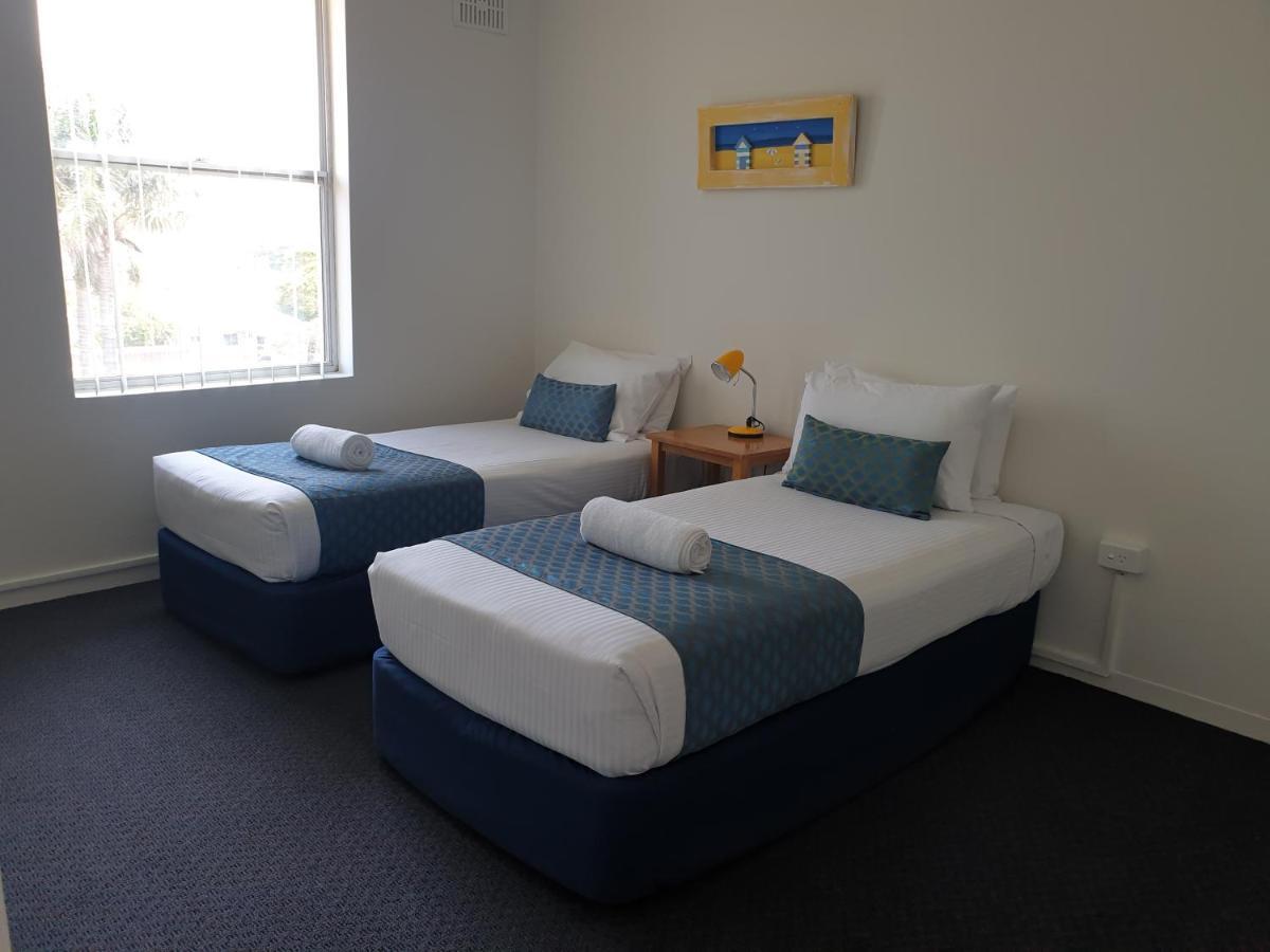 Oxley Cove Holiday Apartment พอร์ตแมคควอรี ภายนอก รูปภาพ