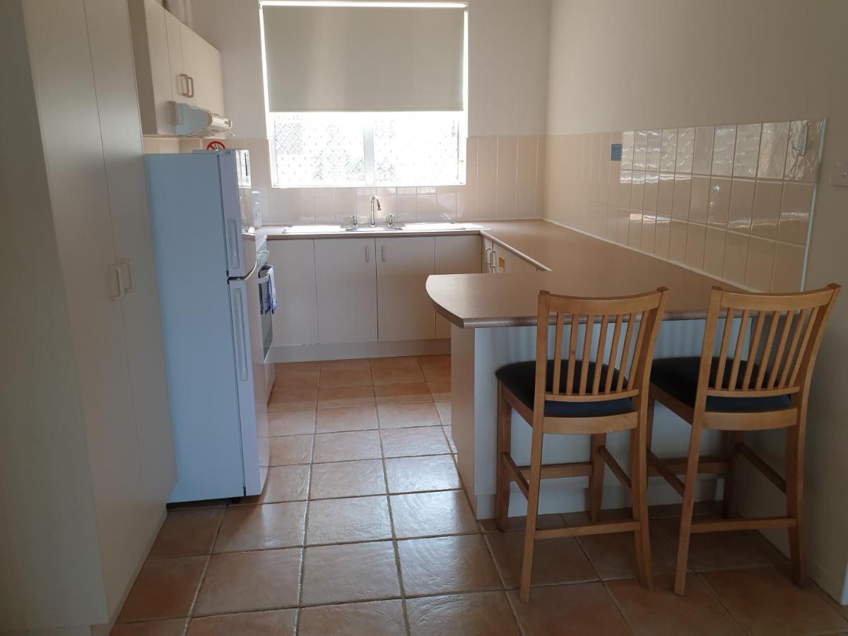 Oxley Cove Holiday Apartment พอร์ตแมคควอรี ภายนอก รูปภาพ