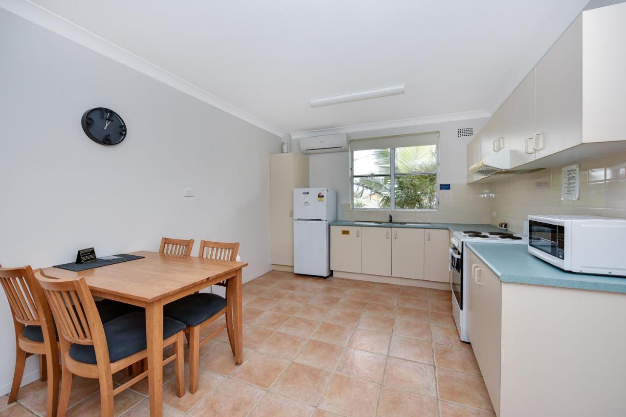 Oxley Cove Holiday Apartment พอร์ตแมคควอรี ภายนอก รูปภาพ